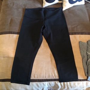 Lululemon Wunder Under Crop